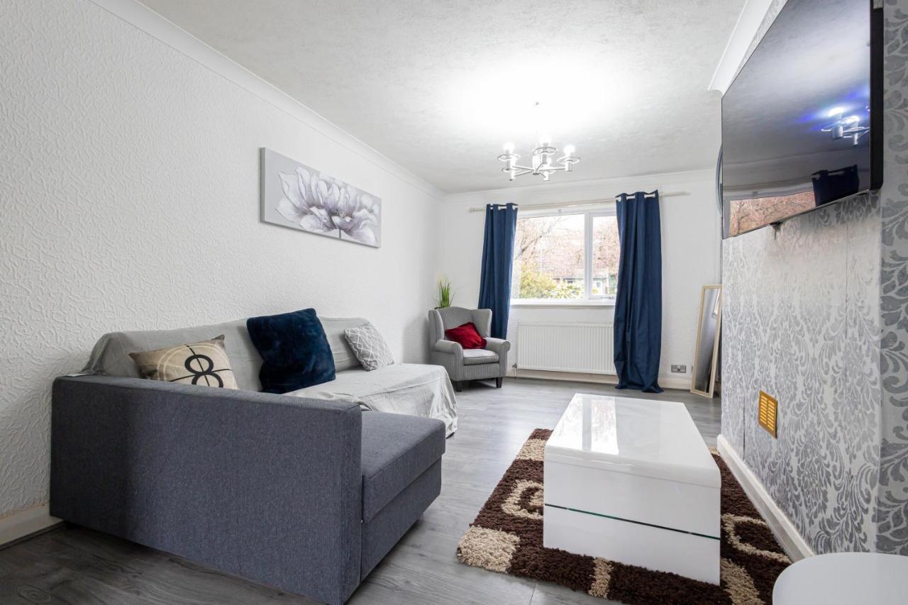 M9 Guest House Manchester Exterior photo