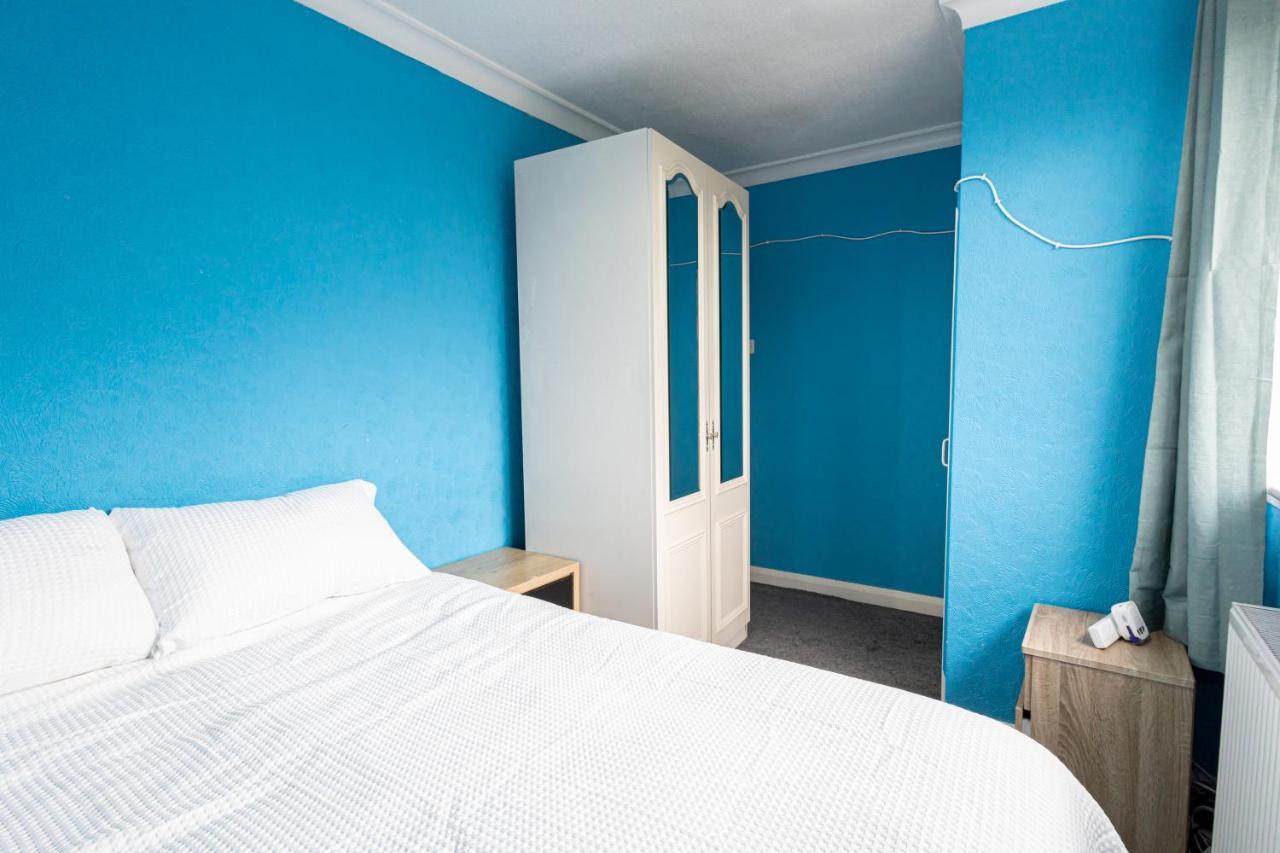 M9 Guest House Manchester Exterior photo