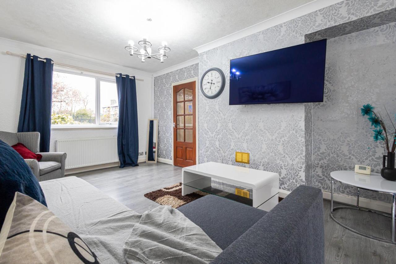 M9 Guest House Manchester Exterior photo